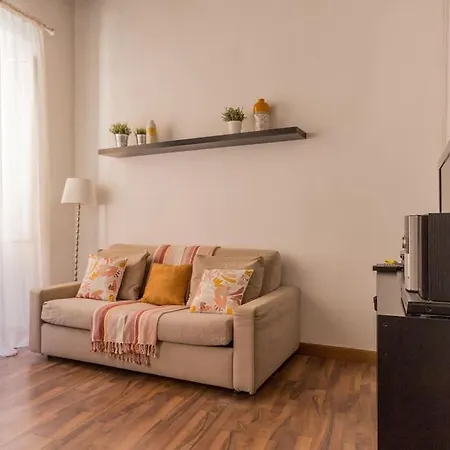 Librari 1 - Campo De' Fiori - Amazing Location Apartment!