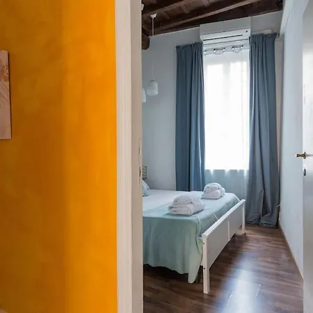 Apartment Librari 1 - Campo De' Fiori - Amazing Location Apartment! *